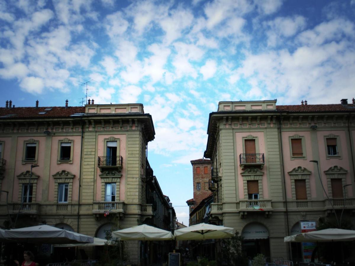 Palazzo Finati Bed & Breakfast Alba  Exterior photo