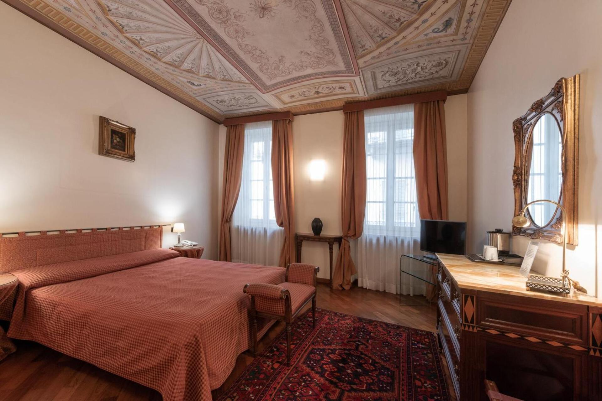 Palazzo Finati Bed & Breakfast Alba  Exterior photo